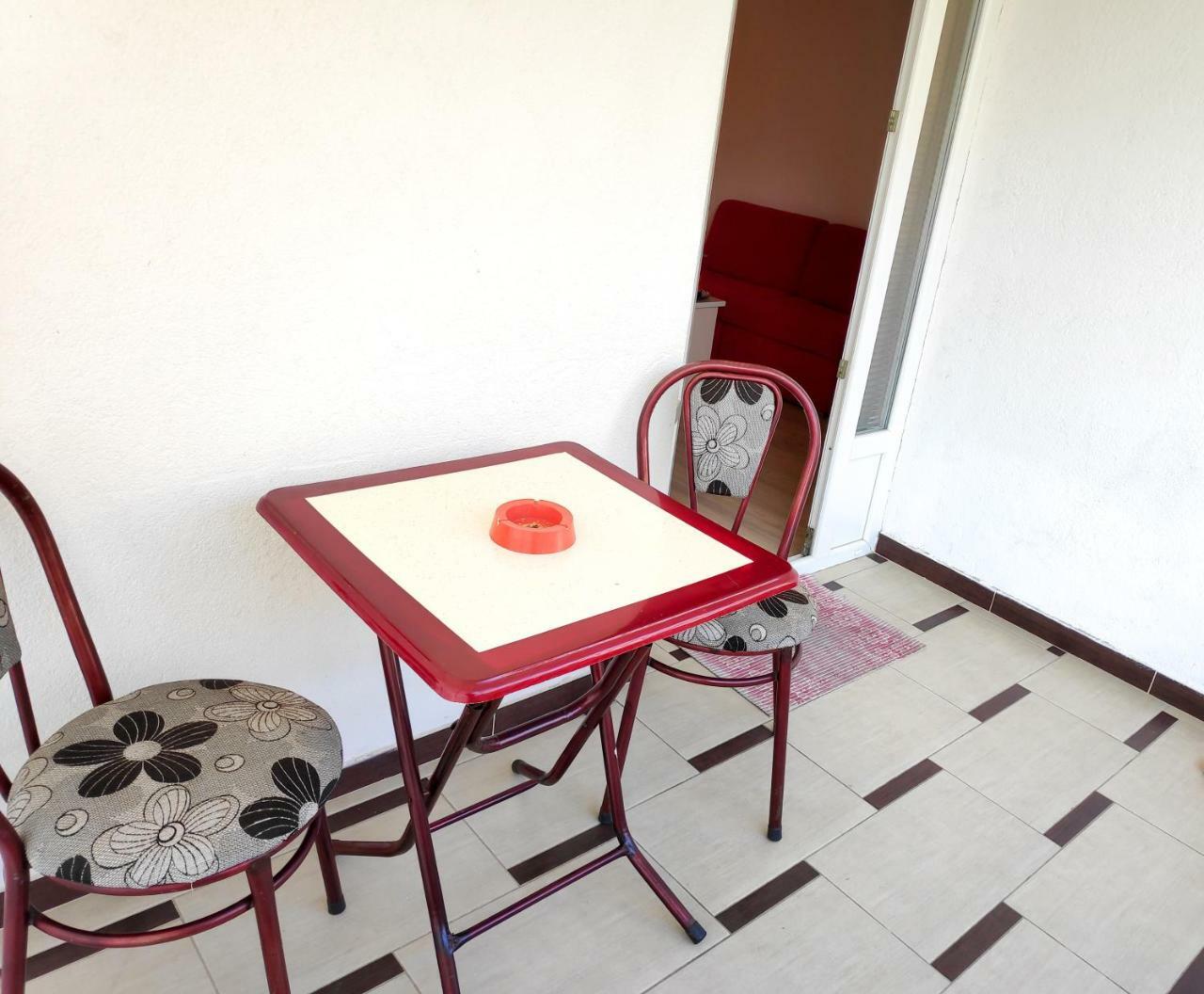 Central Studios & Rooms أوهغيد المظهر الخارجي الصورة