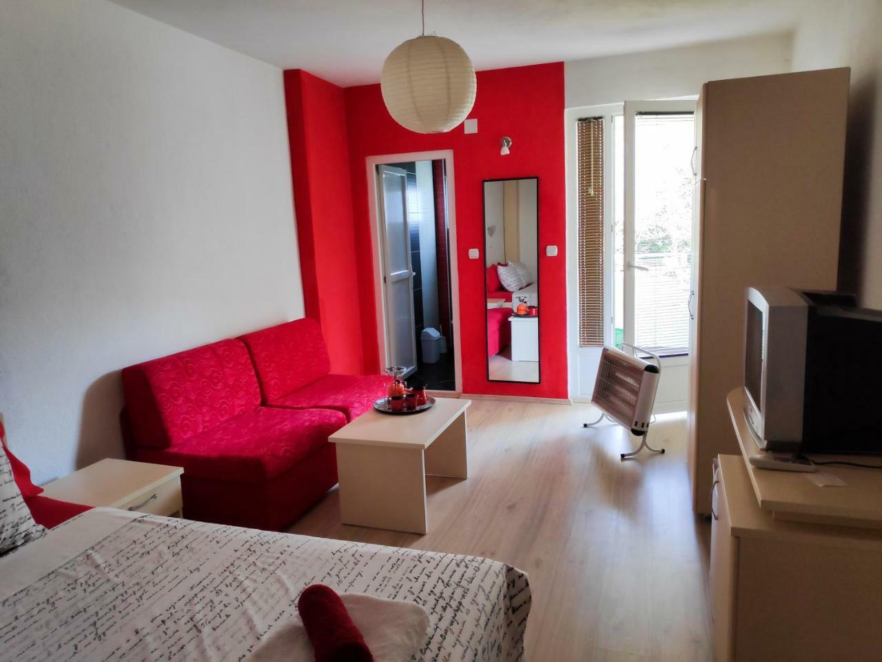 Central Studios & Rooms أوهغيد المظهر الخارجي الصورة